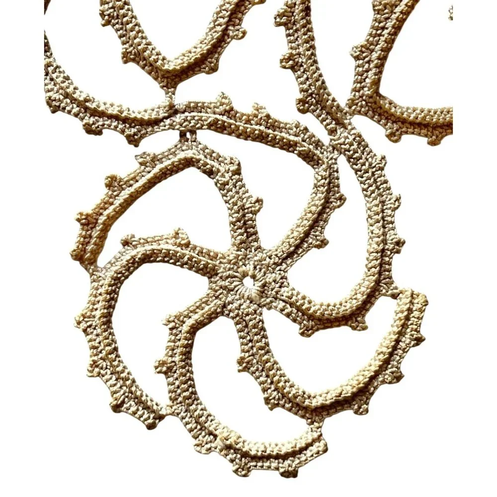 Antique Tatted Tan Centerpiece Doily With Pinwheel Design 19